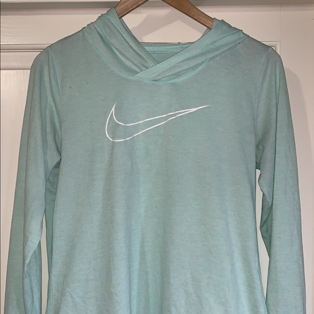 Nike pull over
